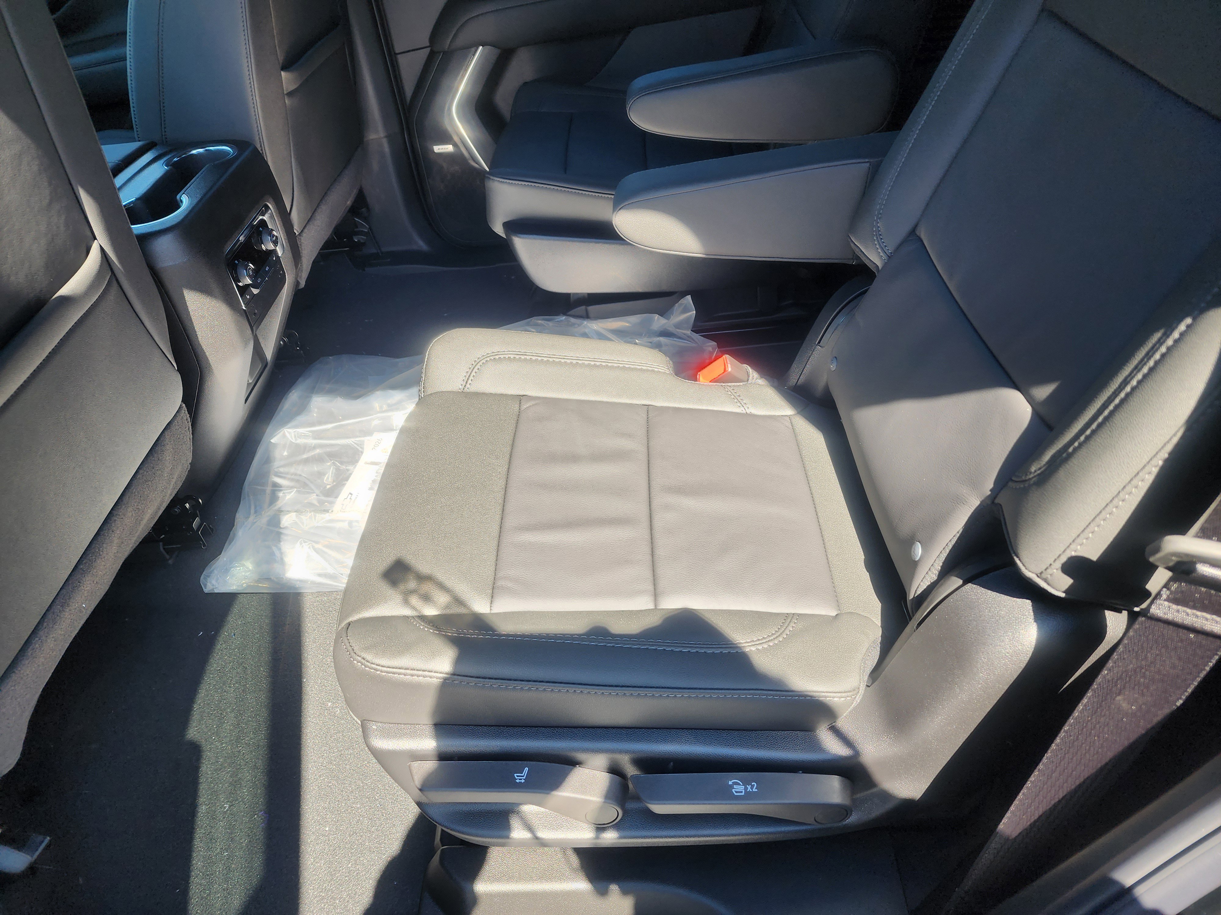 New 2026 Chevrolet Tahoe LT image 14