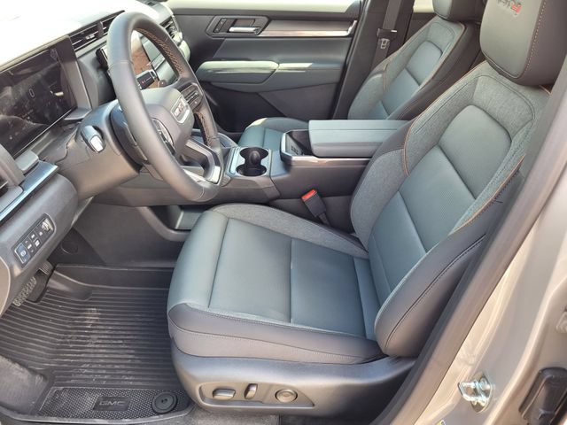 New 2026 GMC Terrain AT4 w/ Convenience Package III AWD/4WD image 21