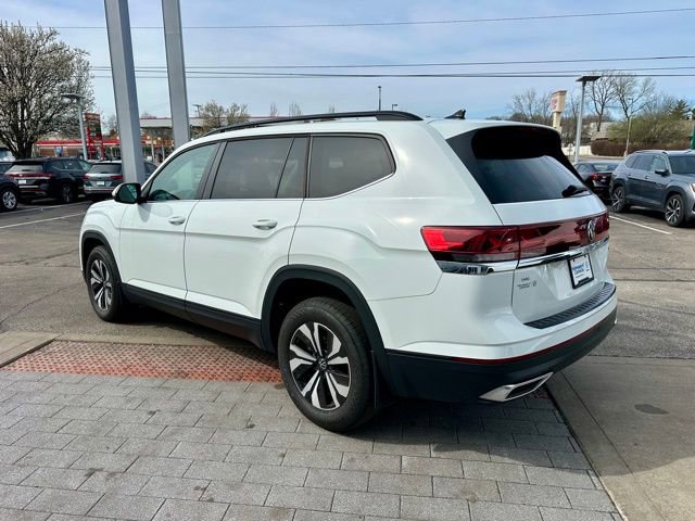 Used 2024 Volkswagen Atlas SE image 5