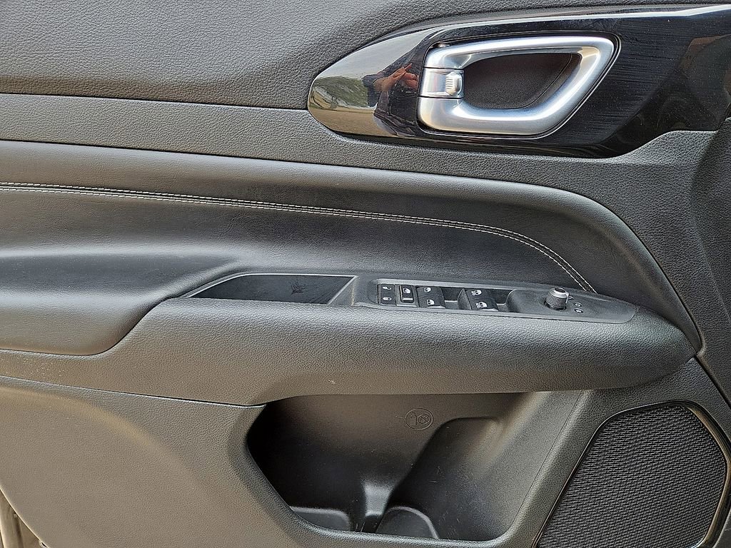 Used 2023 Jeep Compass Altitude w/ Convenience Group image 21