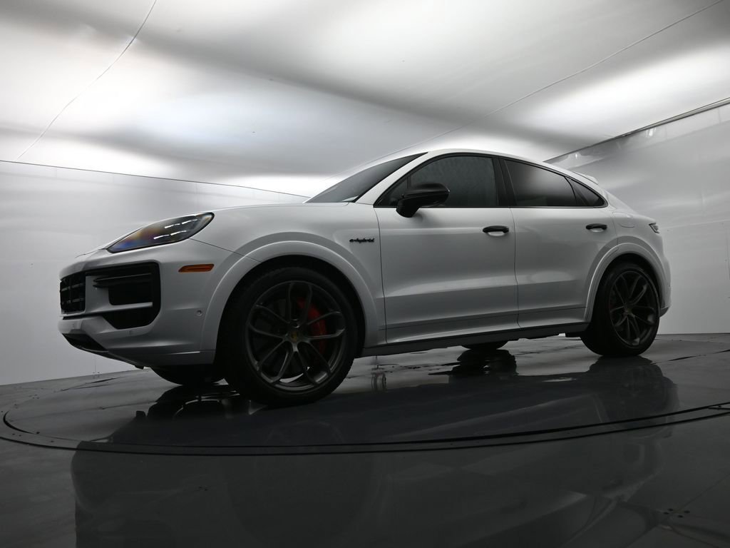 Certified 2024 Porsche Cayenne Turbo image 47