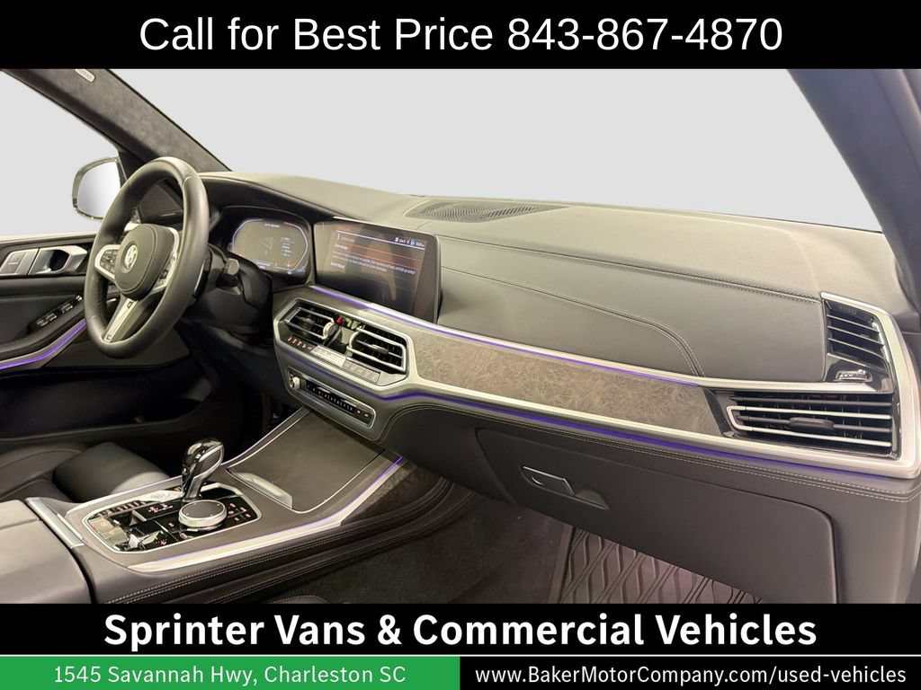 Used 2020 BMW X7 M50i w/ Luxury Seating Package AWD/4WD image 31