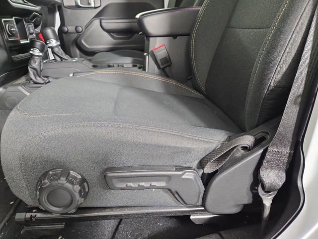 Used 2024 Jeep Wrangler Sport image 30