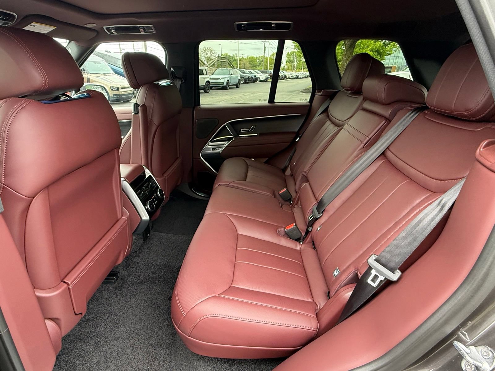 New 2026 Land Rover Range Rover SE AWD/4WD image 15