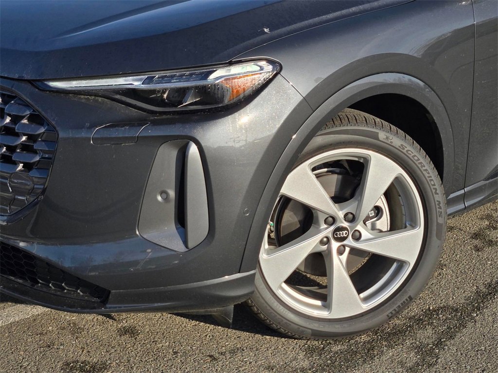 New 2025 Audi Q5 Prestige image 9