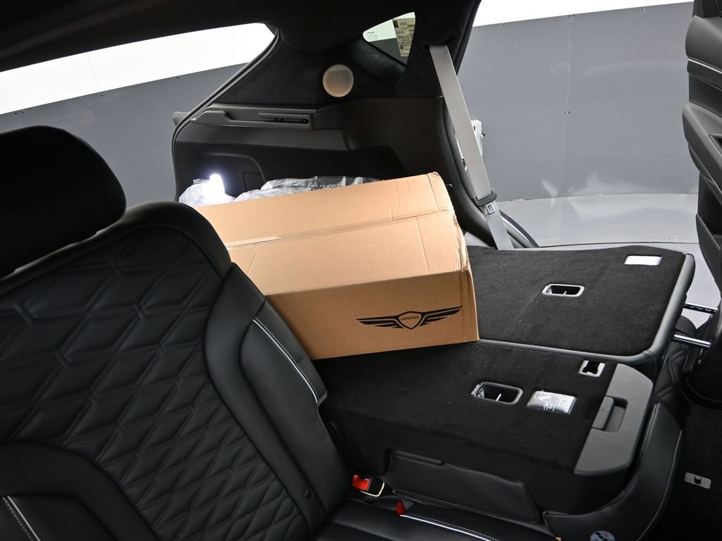 New 2025 Genesis GV80 3.5T e-SC AWD/4WD image 16