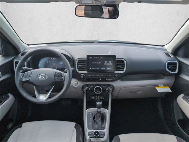 New 2026 Hyundai Venue SEL image 18