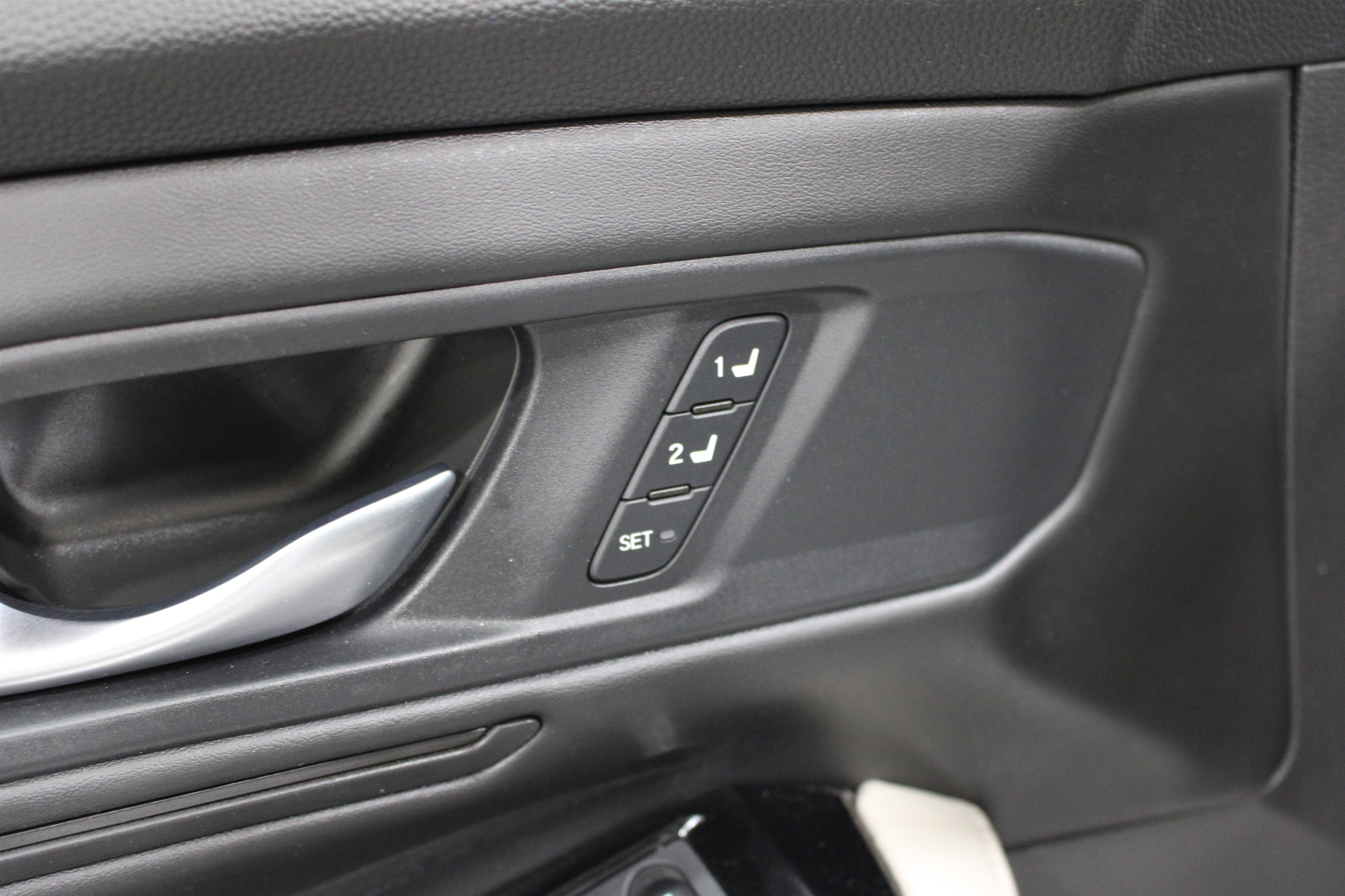 Used 2024 Honda Accord Touring image 8