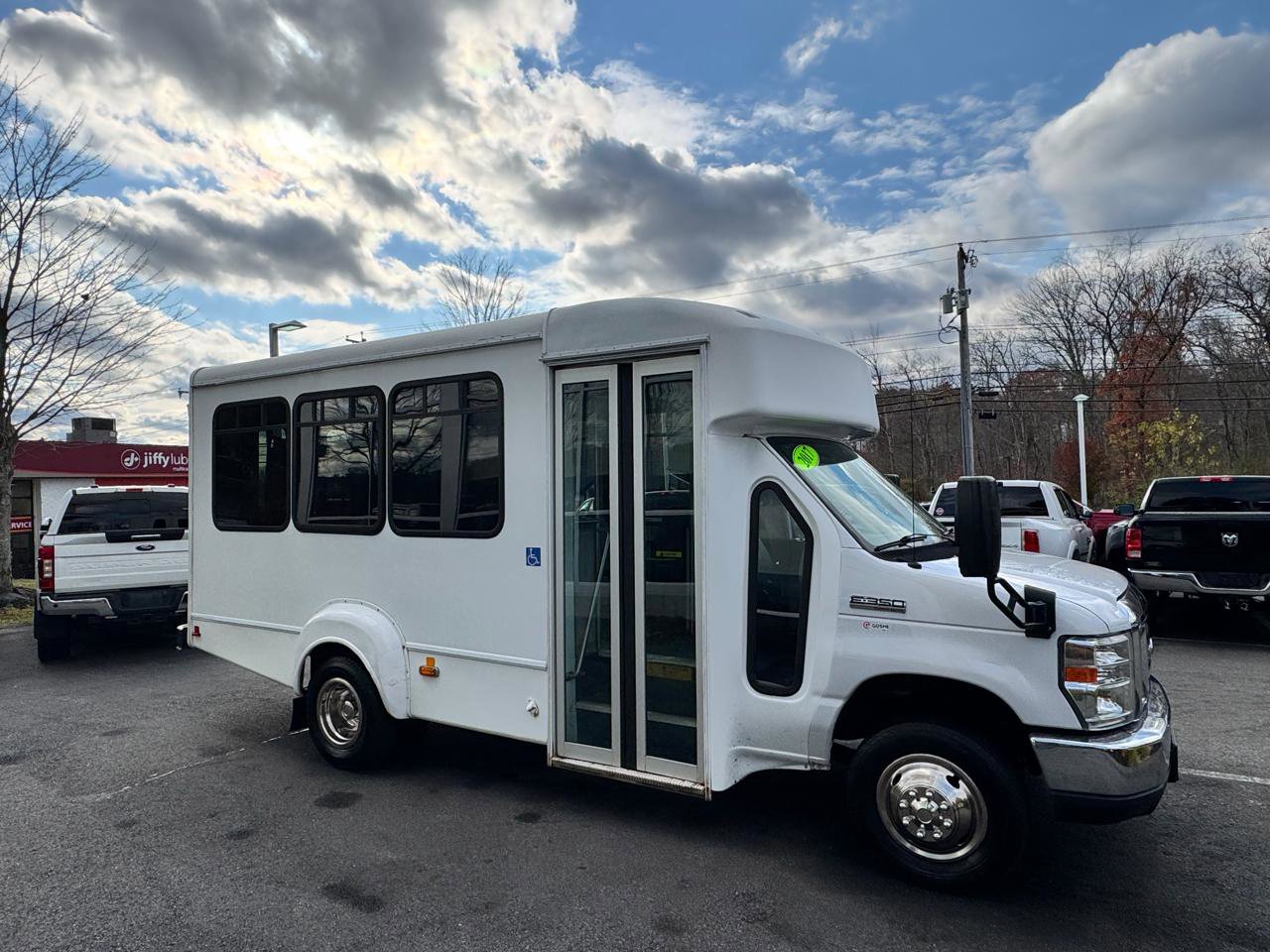 Used 2017 Ford E-350 and Econoline 350 Super Duty w/ Shuttle Bus Prep Package RWD image 5