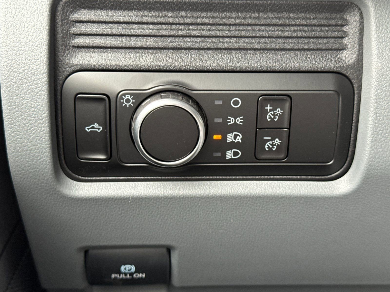 New 2026 Ford F250 XL w/ F-250 >10K GVWR Package image 26