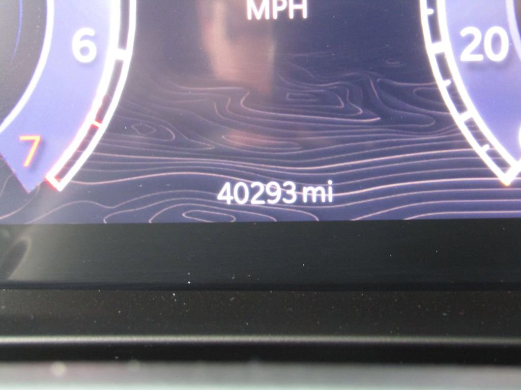 Used 2024 Jeep Grand Cherokee Altitude image 26