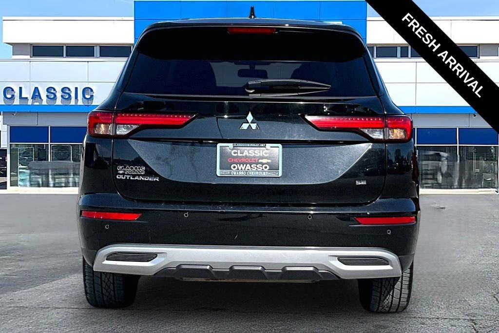 Used 2024 Mitsubishi Outlander SE FWD image 4