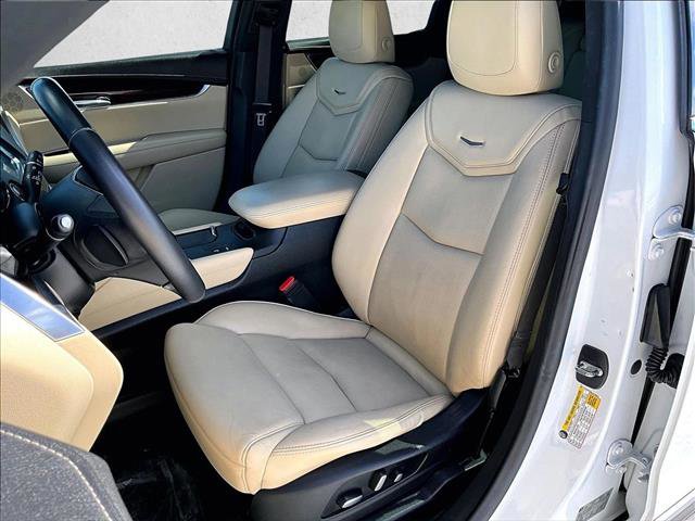 Used 2018 Cadillac XT5 Premium Luxury w/ Advanced Security Package image 27