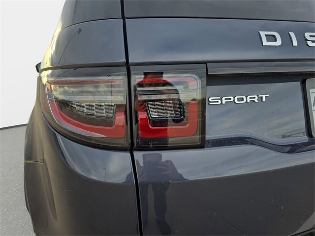 Used 2025 Land Rover Discovery Sport S image 31