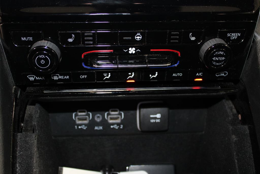 Used 2022 Jeep Grand Cherokee L Limited image 32