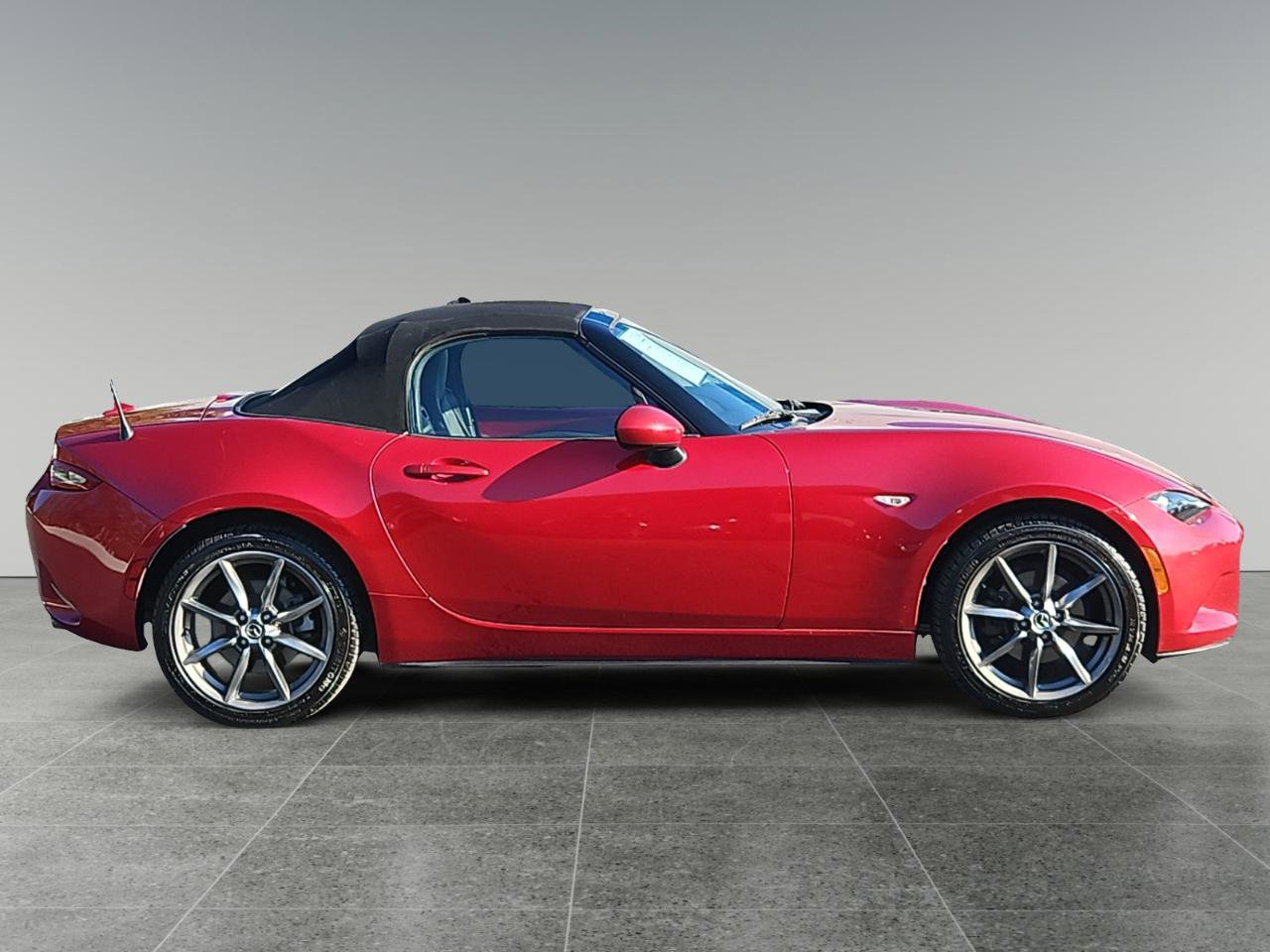 Used 2016 MAZDA MX-5 Miata Grand Touring image 8