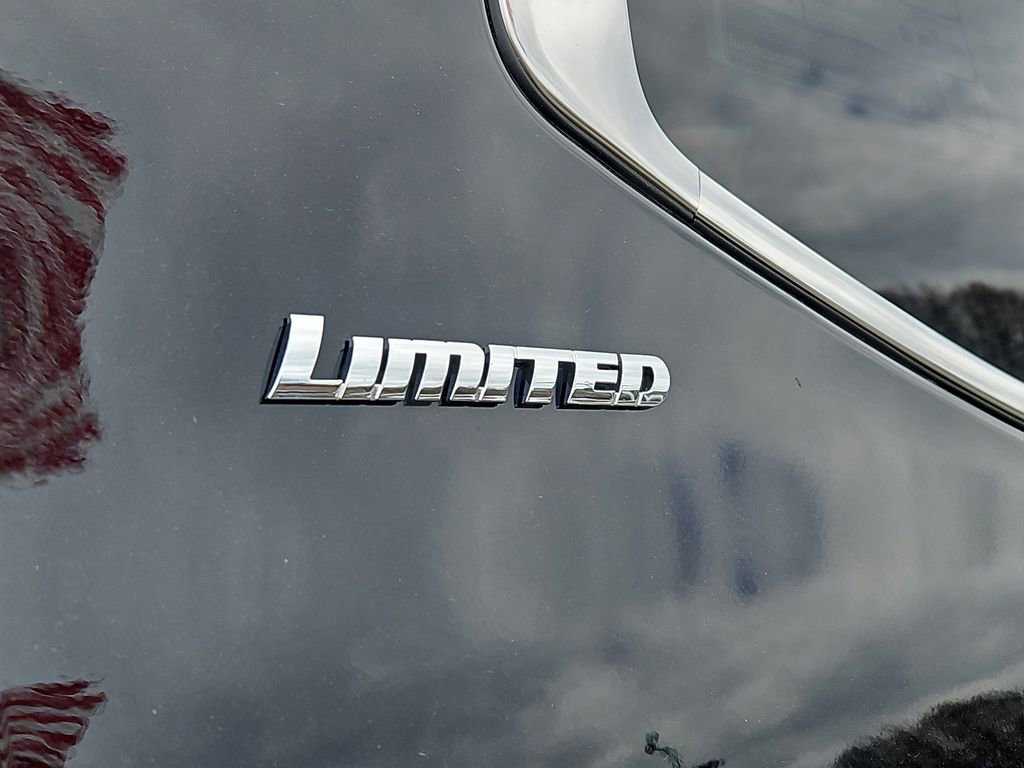 New 2026 Toyota Tundra Limited AWD/4WD image 4