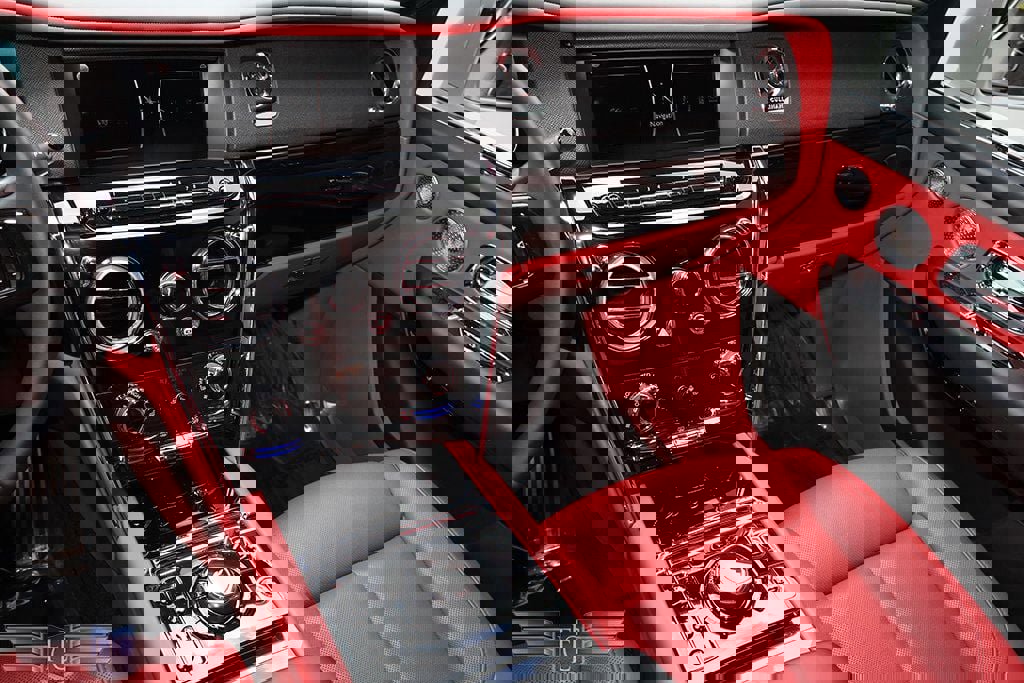 Used 2019 Rolls-Royce Cullinan image 35