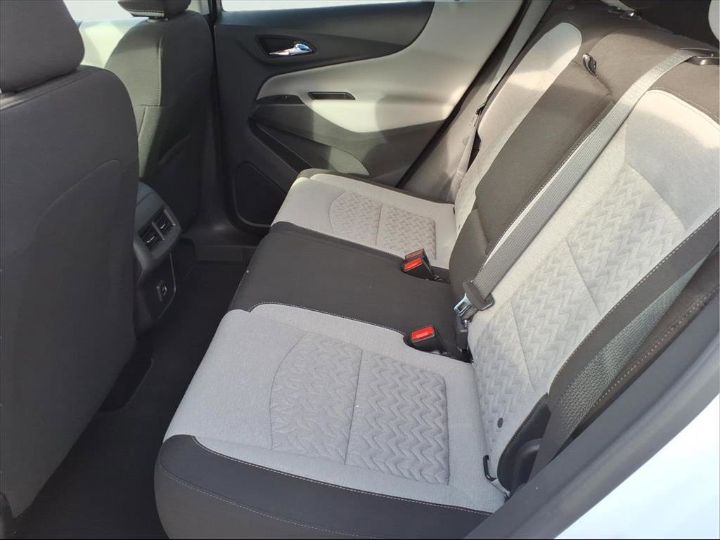 Used 2022 Chevrolet Equinox LS w/ LS Convenience Package image 6