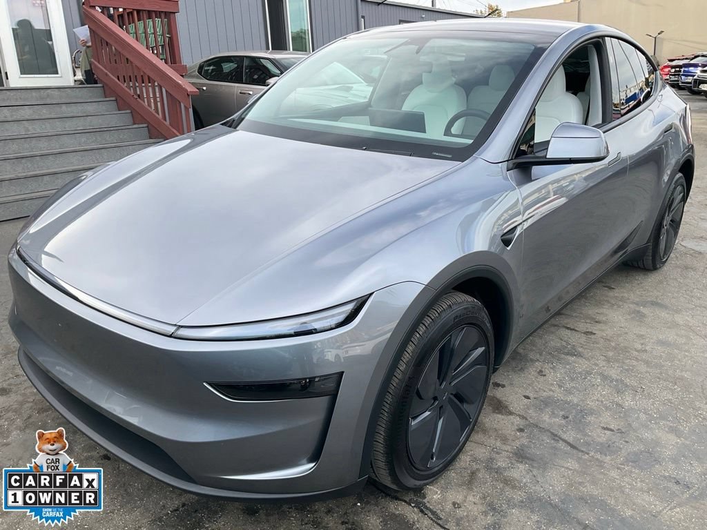 Used 2026 Tesla Model Y Long Range AWD/4WD image 89