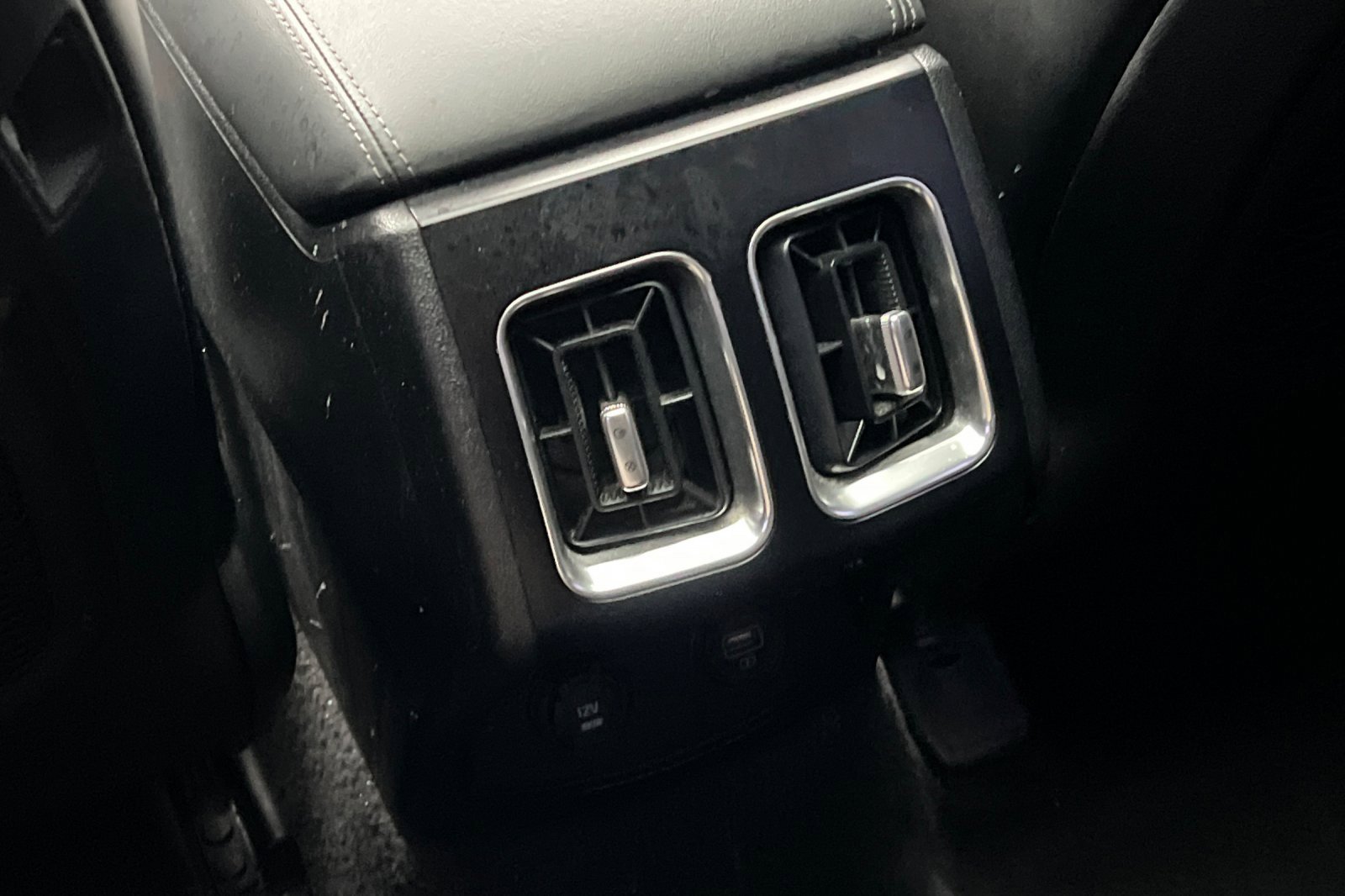 Used 2021 Kia Sorento EX w/ Panoramic Sunroof Package image 42