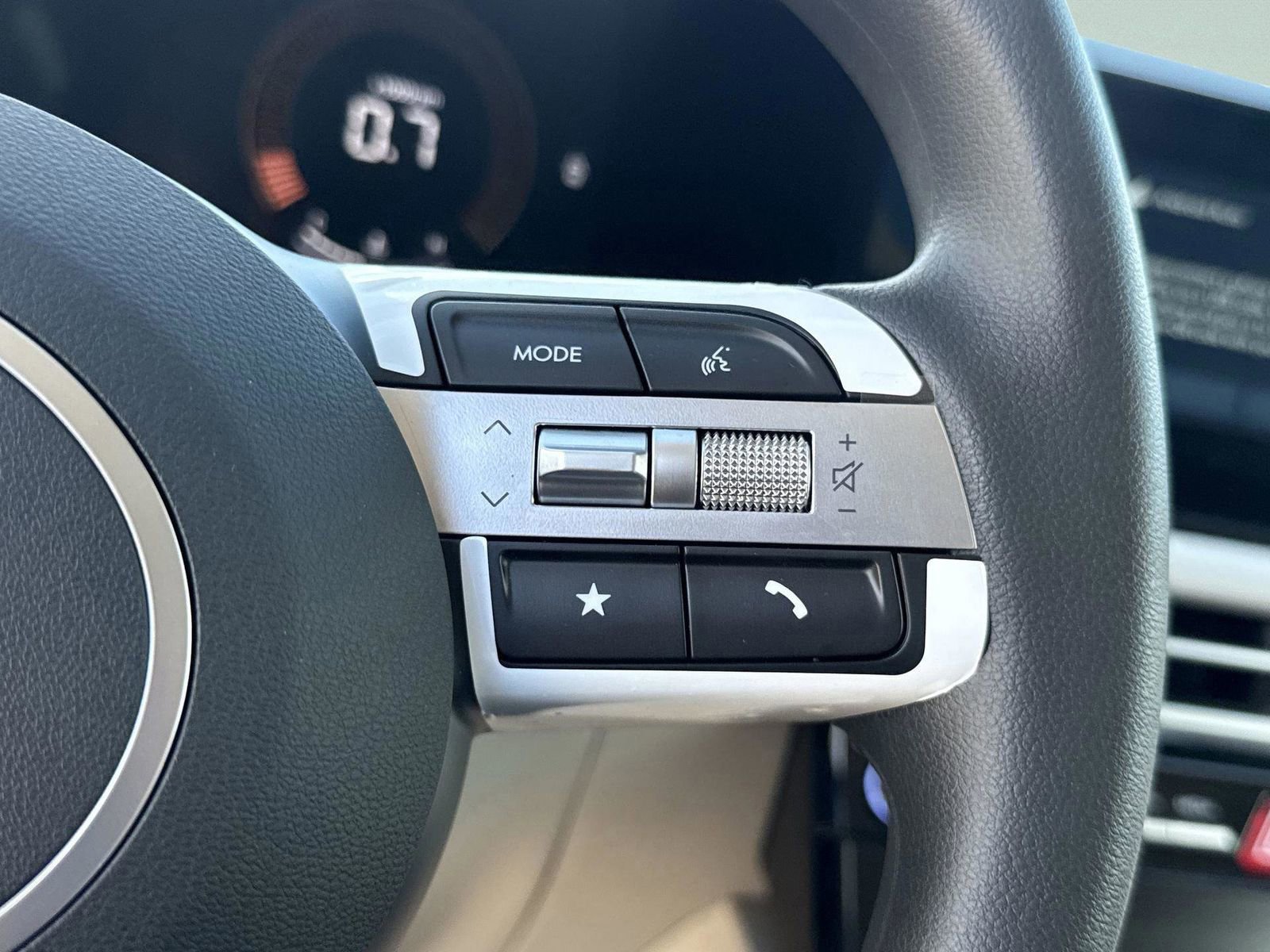 New 2026 Hyundai Tucson SEL image 24