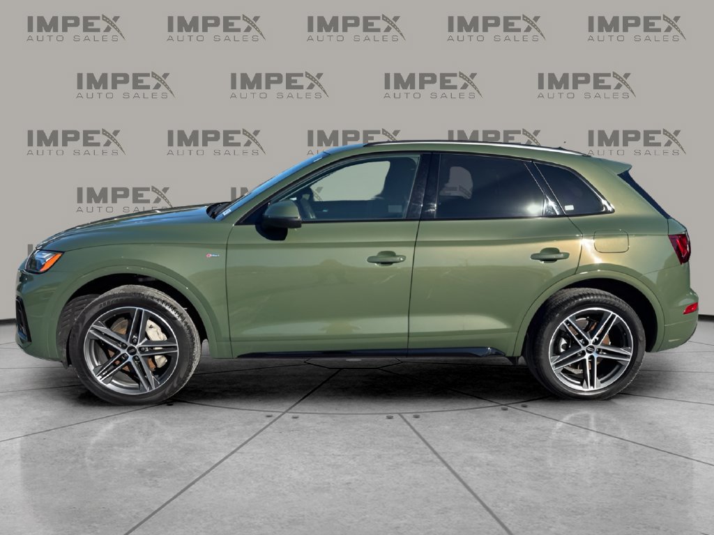 Used 2022 Audi Q5 e Premium Plus AWD/4WD image 2