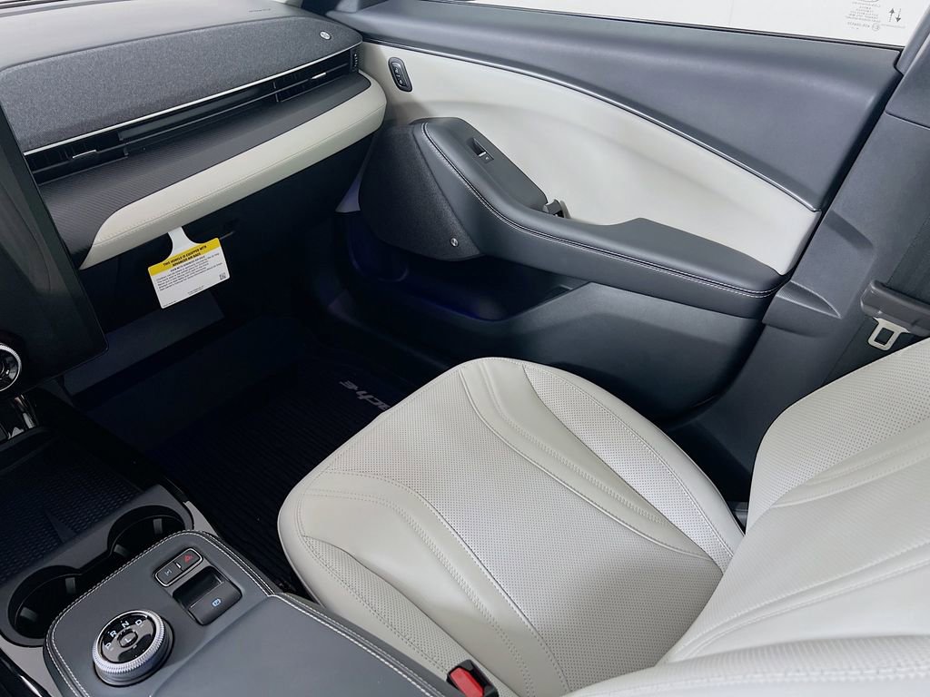 Used 2024 Ford Mustang Mach-E Premium image 28
