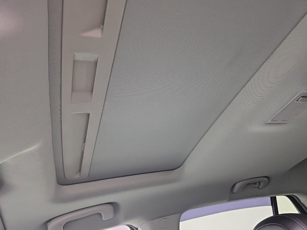 Used 2018 Chevrolet Trax Premier image 24