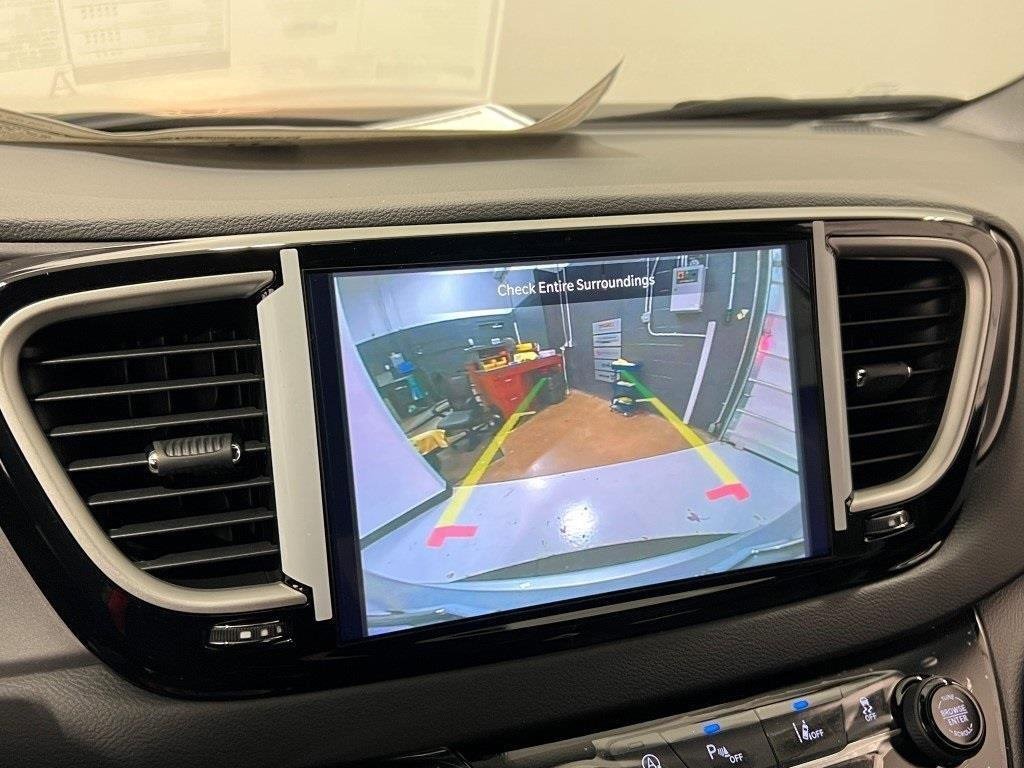 New 2026 Chrysler Voyager LX image 25