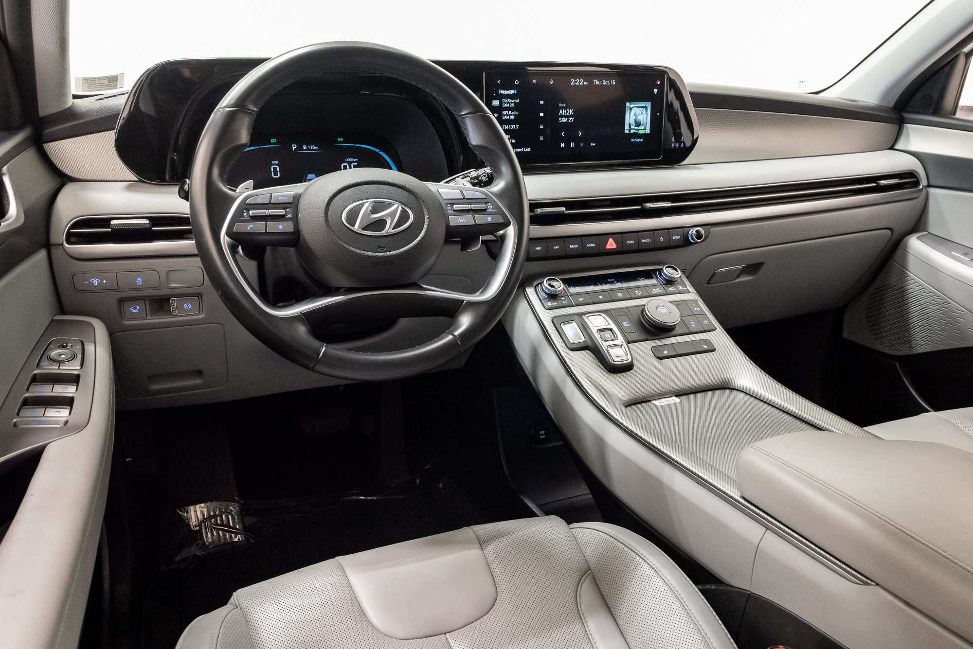 Used 2024 Hyundai Palisade SEL FWD image 7