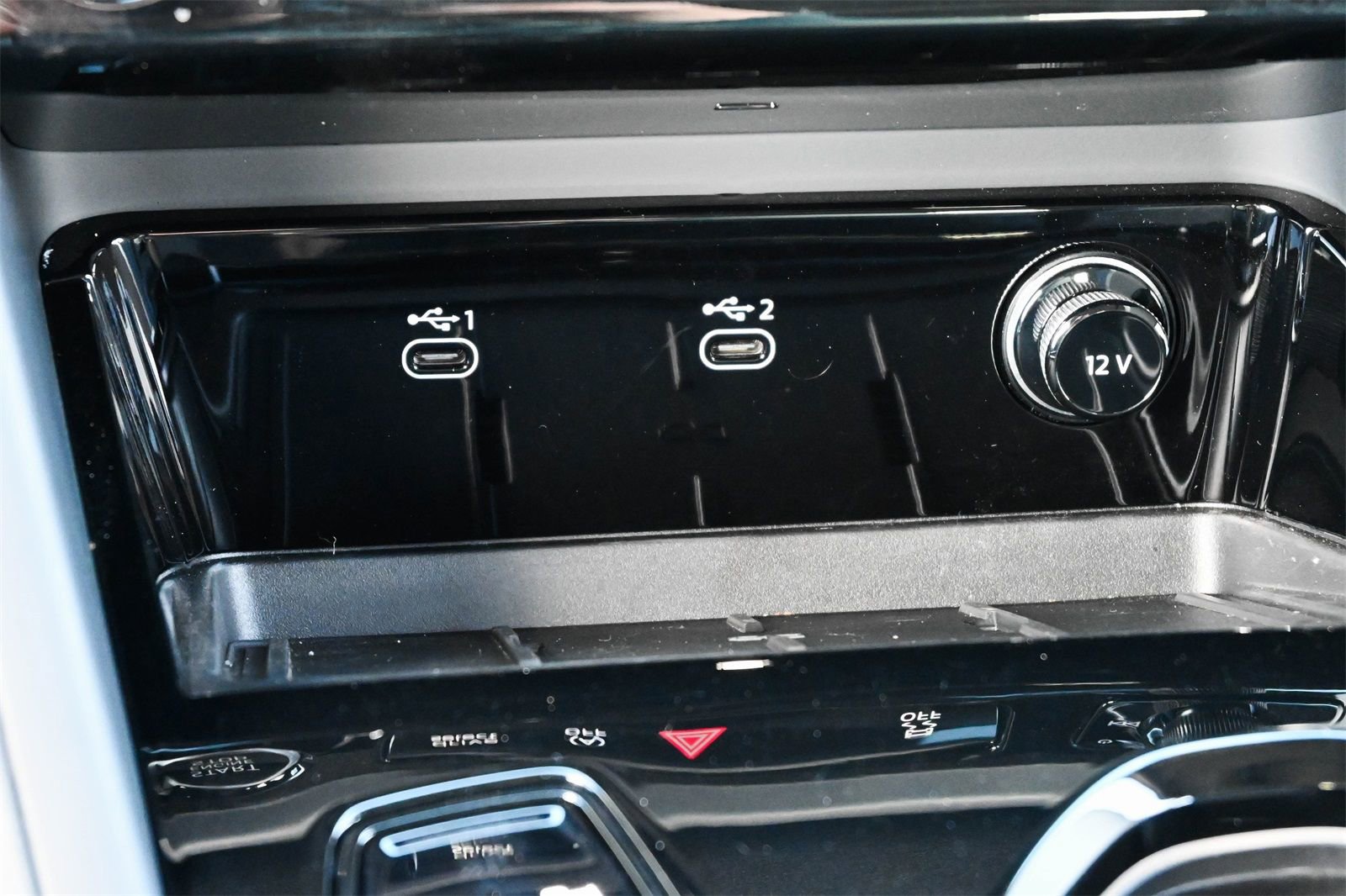 Certified 2025 Audi Q5 Premium w/ Convenience Package image 12