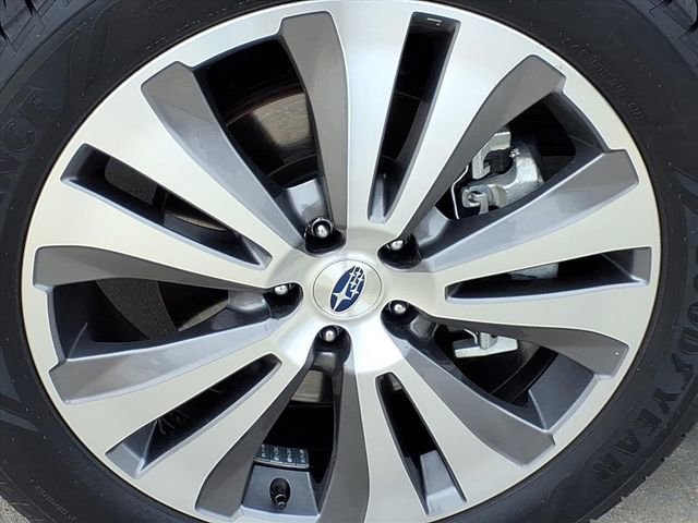 Certified 2021 Subaru Ascent Limited w/ Technology Package image 4