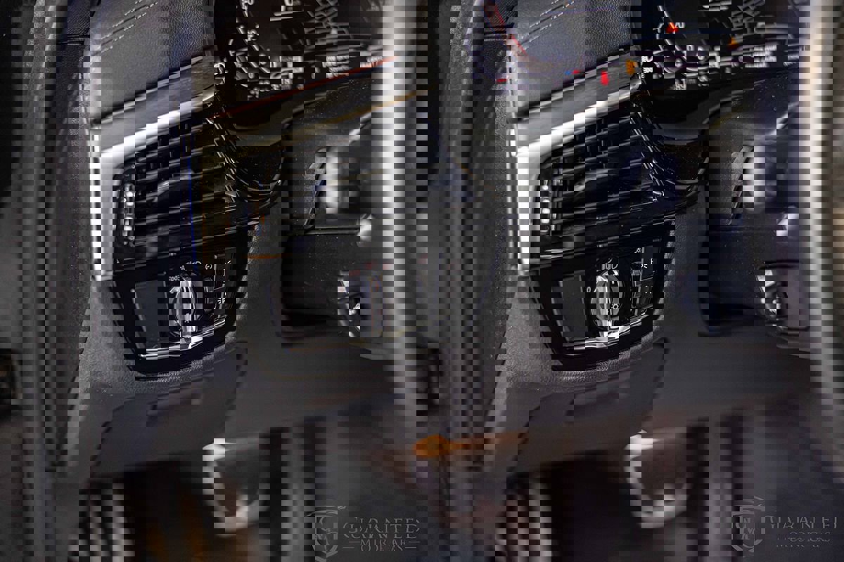 Used 2021 BMW 530e xDrive w/ Executive Package image 22