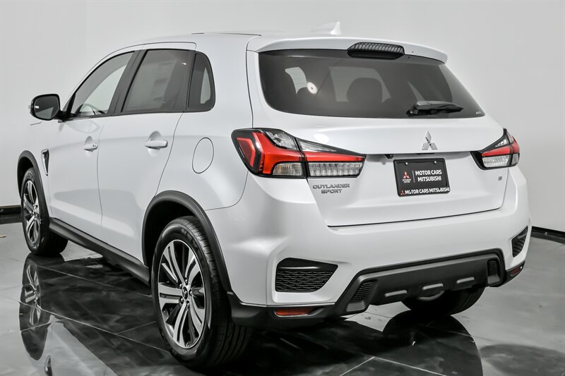 New 2025 Mitsubishi Outlander Sport SE AWD/4WD image 7