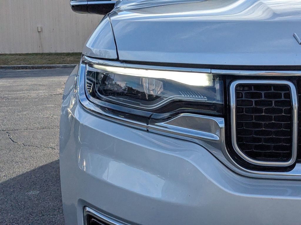 Used 2024 Jeep Wagoneer Series III image 10