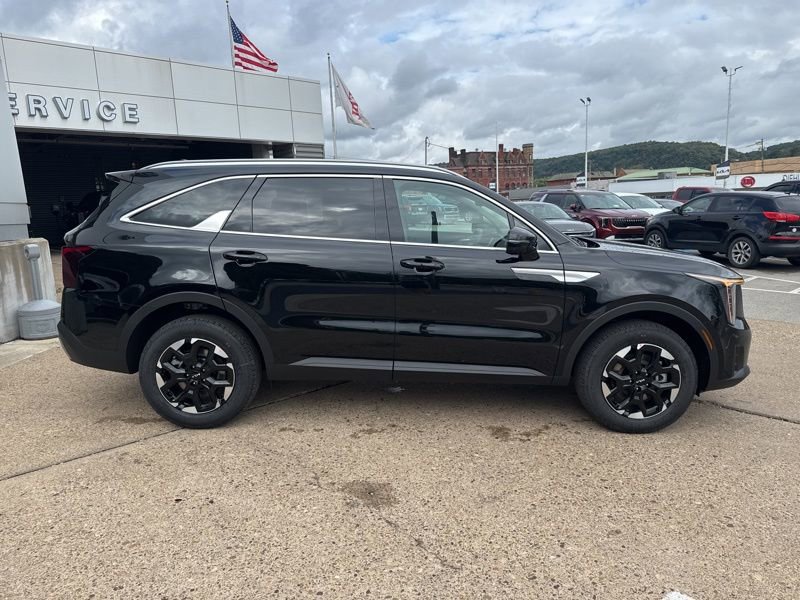 New 2026 Kia Sorento S w/ S Panoramic Sunroof Package image 8