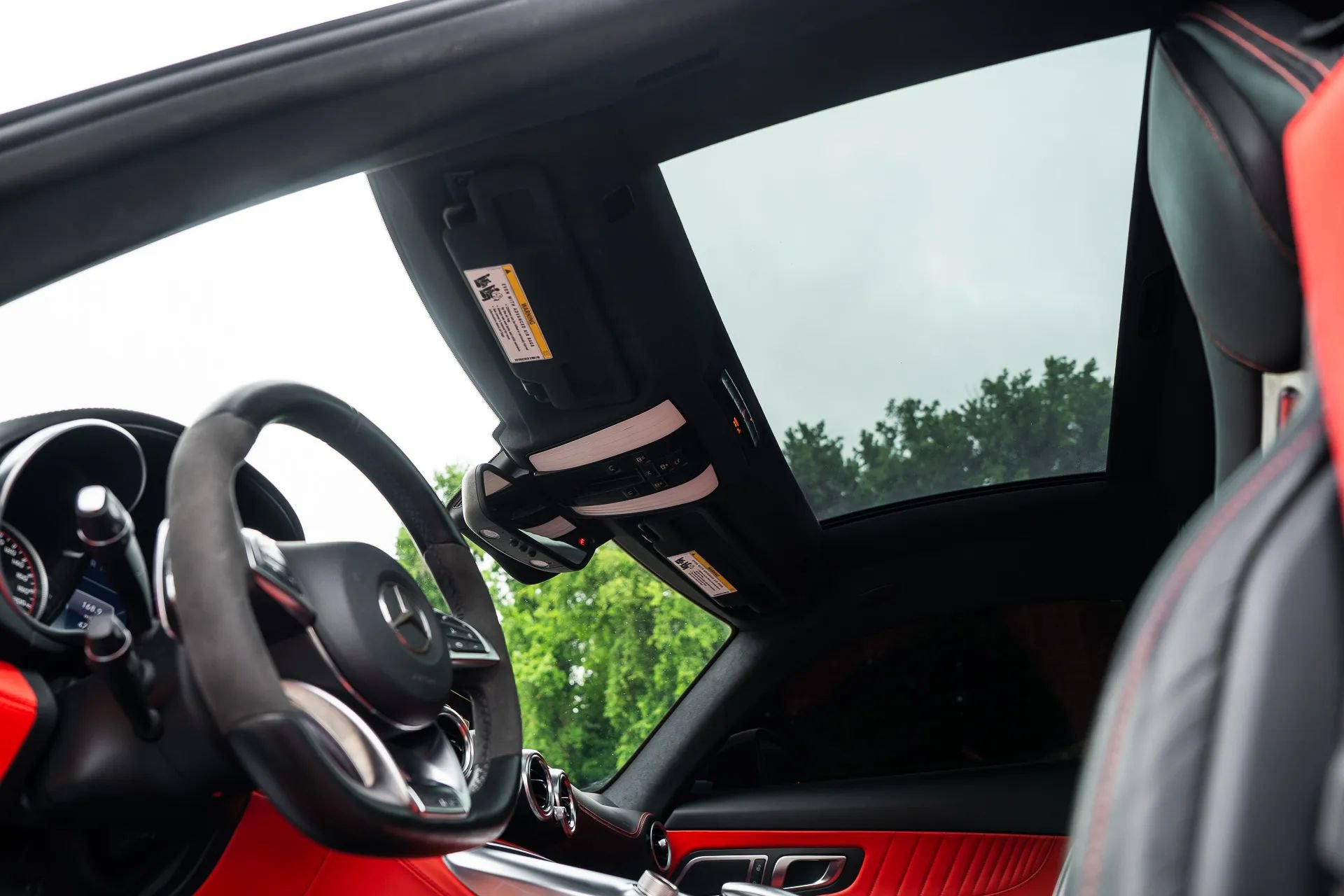Used 2016 Mercedes-Benz AMG GT S w/ Exclusive Interior Package image 32