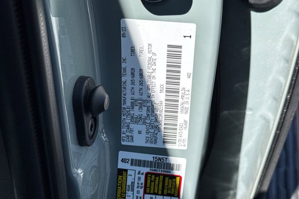 Used 2024 Toyota Tundra Limited AWD/4WD image 27