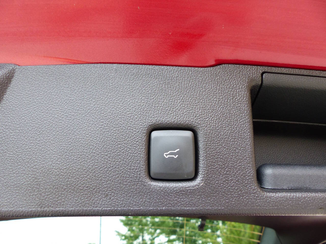 Used 2026 Ford Escape Platinum AWD/4WD image 40