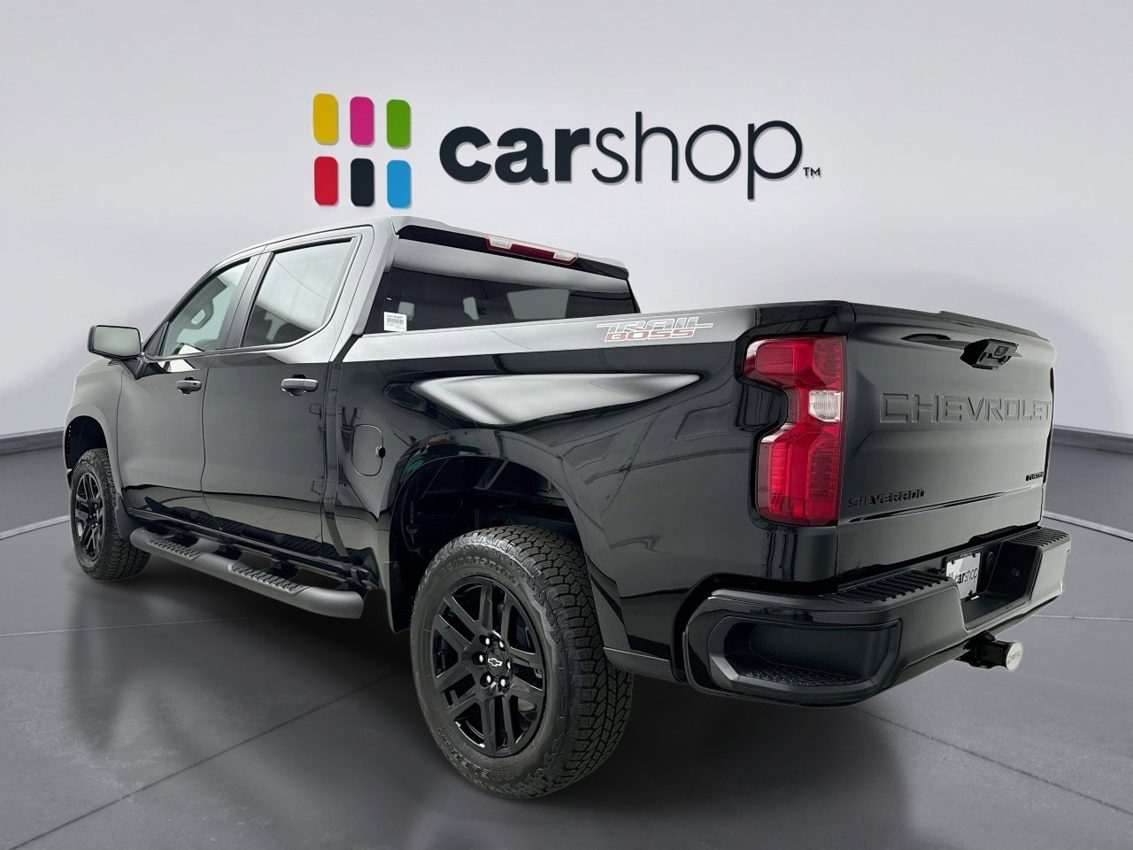 Used 2026 Chevrolet Silverado 1500 Custom Trail Boss w/ LPO, Dark Essentials Package AWD/4WD image 3