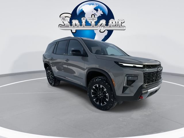 New 2026 Chevrolet Traverse Z71 w/ Enhanced Driving Package image 2