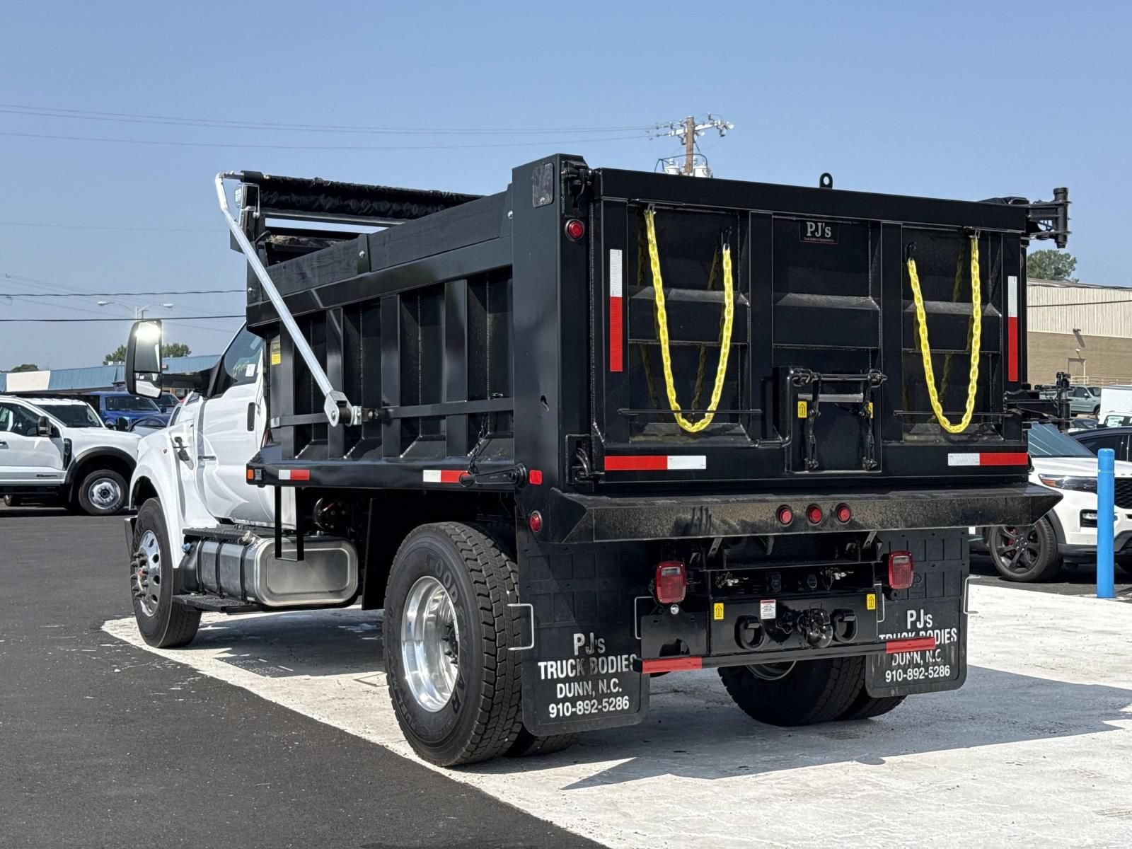 New 2027 Ford F750 2WD Regular Cab Super Duty image 5