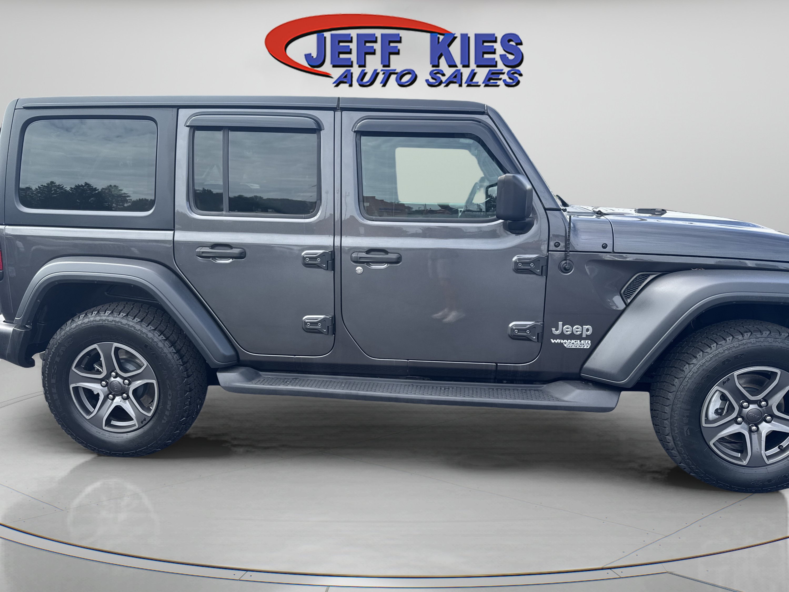 Used 2018 Jeep Wrangler Unlimited Sport S AWD/4WD image 4