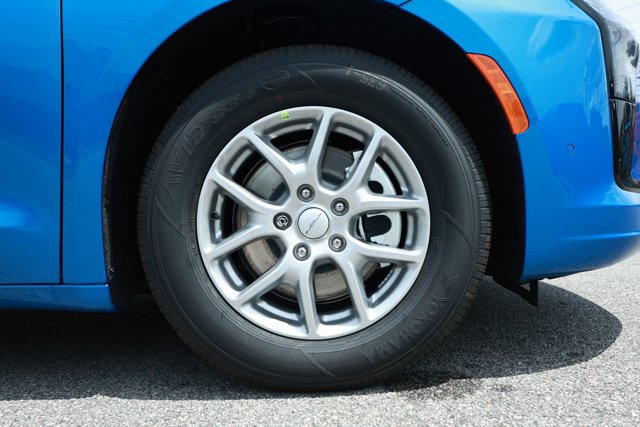 New 2027 Chrysler Pacifica Select FWD image 5
