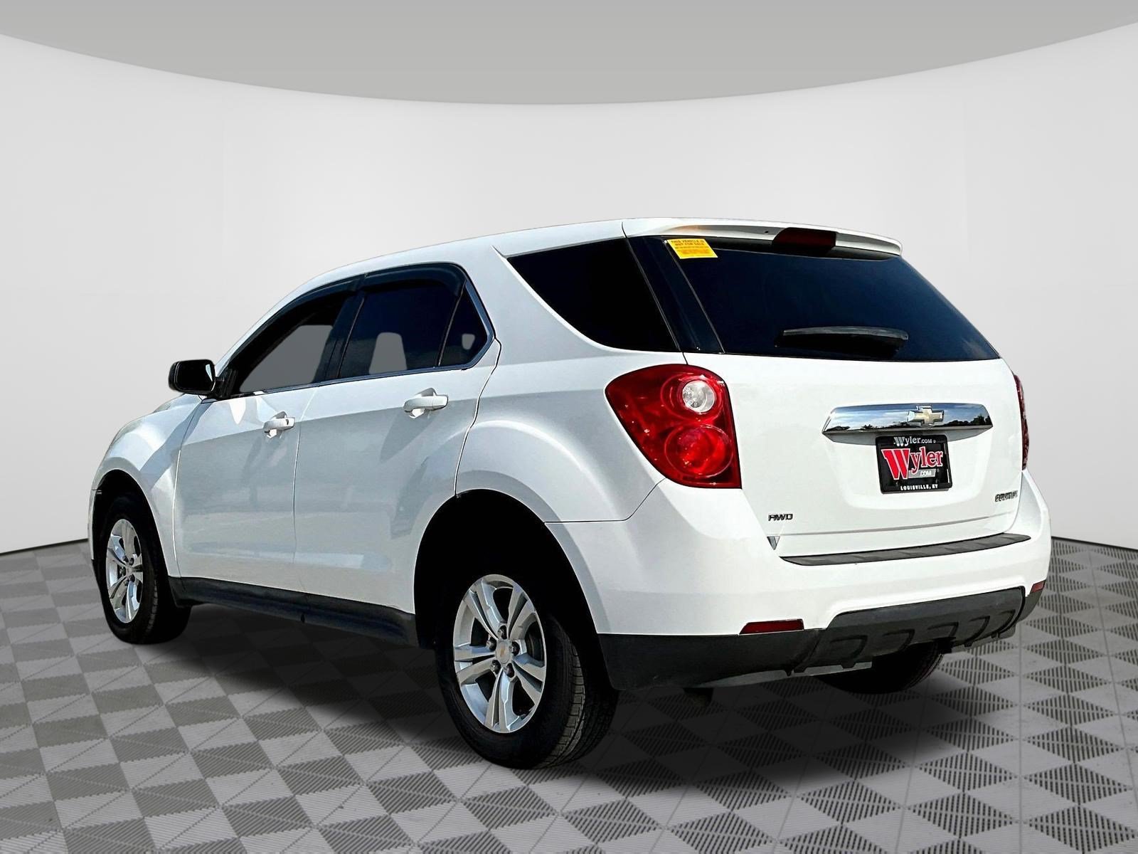 Used 2015 Chevrolet Equinox LS AWD/4WD image 4