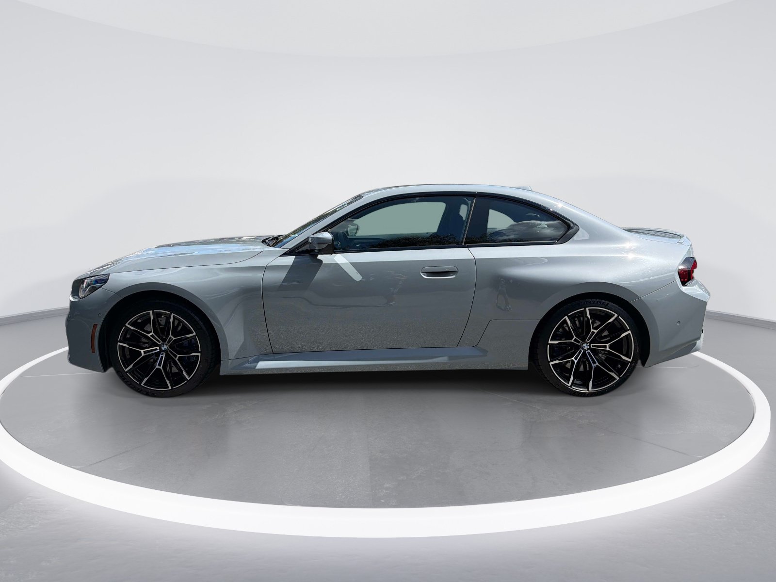 Used 2025 BMW M2 w/ Lighting Package RWD image 7