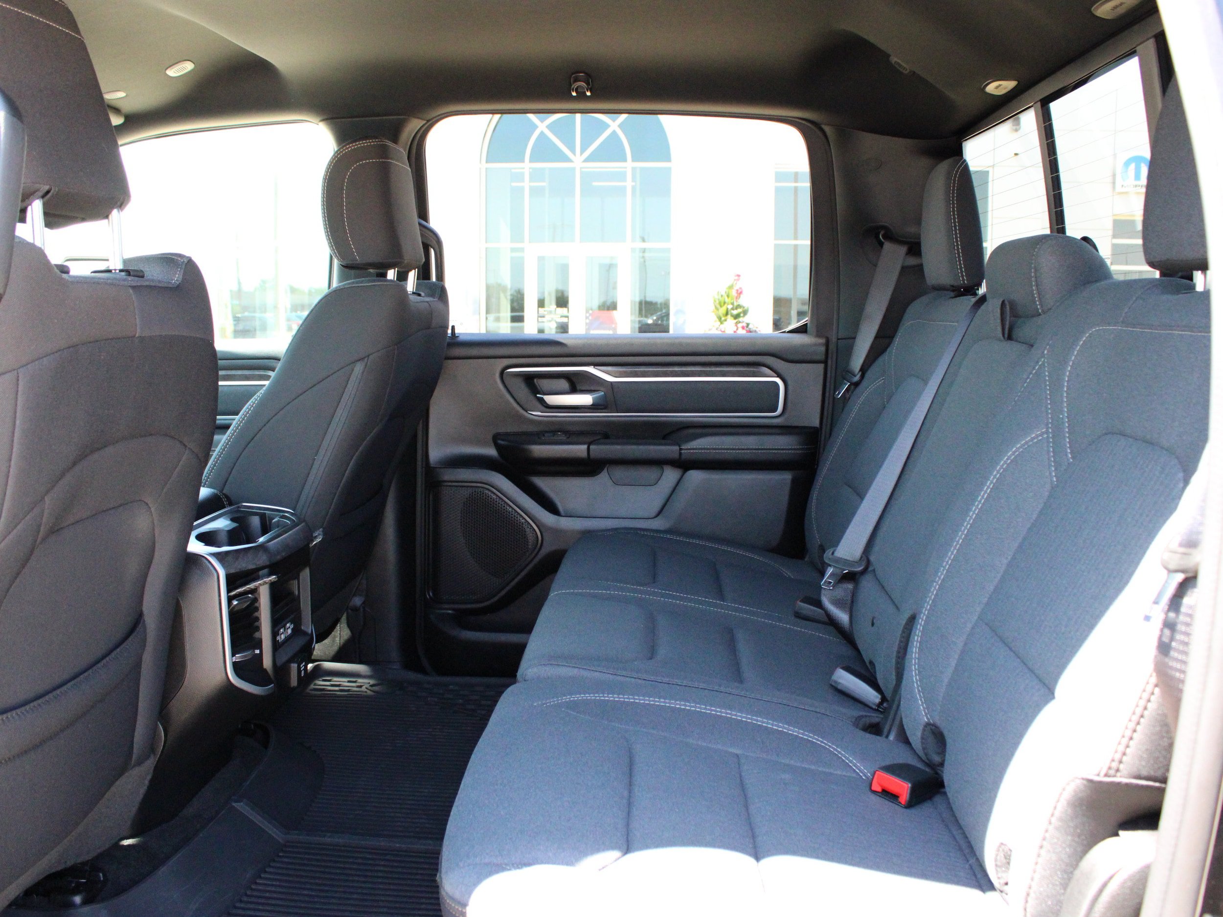 Used 2022 RAM 1500 Big Horn AWD/4WD image 42