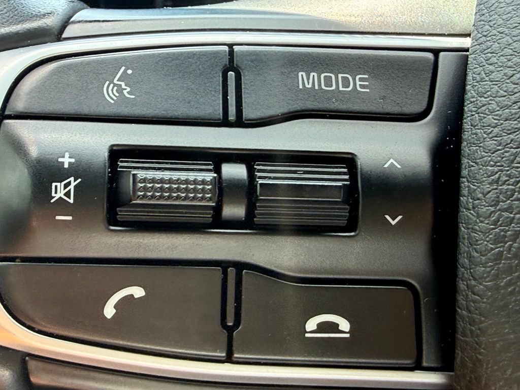 Used 2022 Kia K5 GT-Line FWD image 20
