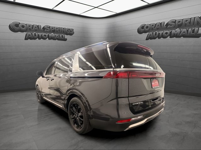 Used 2024 Kia Carnival SX FWD image 3